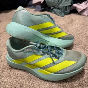Adidas Adizero SL women’s teal and yellow running Shoes 9.5